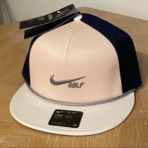 Nike Golf Hat NWT SnapBack Rare